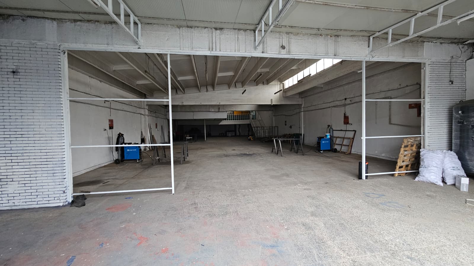 WhatsApp Image 2025-11-18 at 17.18.36 (4)